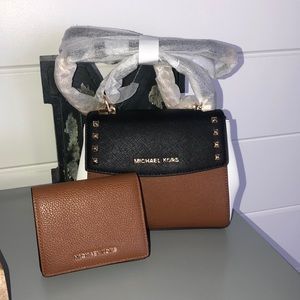 BNWT MICHAEL KORS KARLA MINI AND WALLET